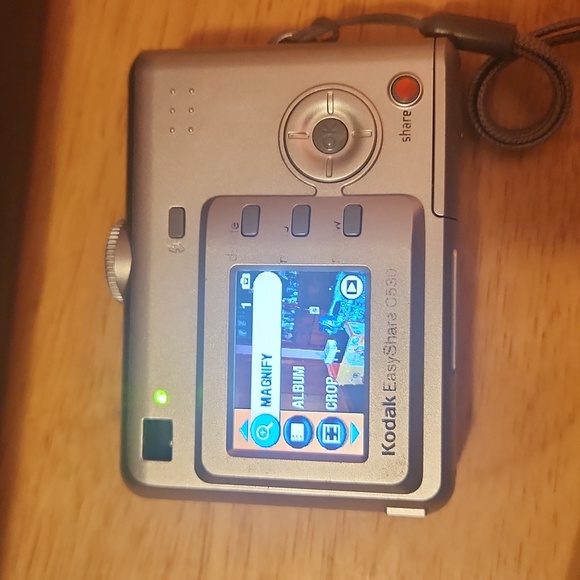 Kodak Easy Share digital camera with printer dock - Picture 11 of 12